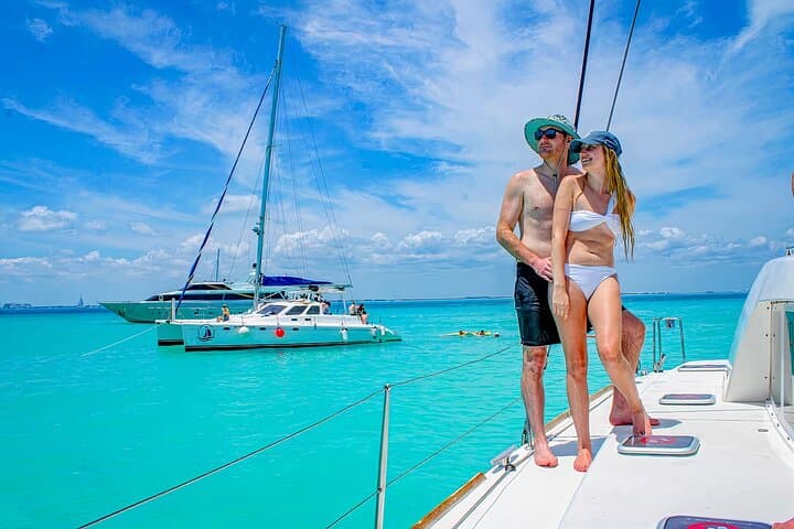 Isla Mujeres Catamaran Cruise: Snorkel, Open Bar & Ice Bar Day Trip