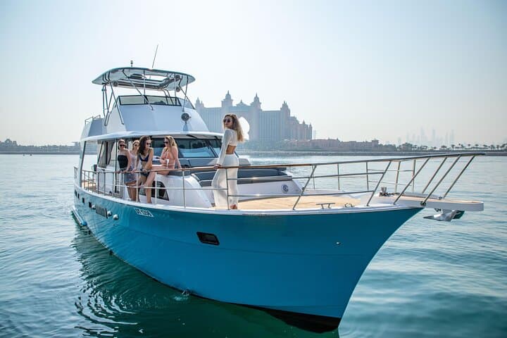 Dubai Harbour Private Yacht Cruise: Sunset, Skyline & Iconic Sights photo 5