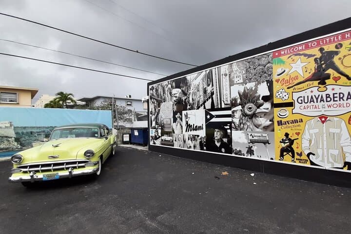 Miami Private Walking Tour — Explore the City Like a Local photo 3