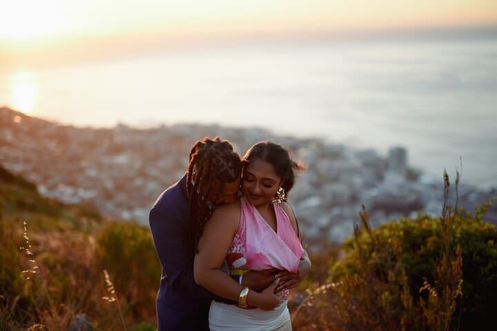 Private Cape Town Photoshoot: Couples, Families & Groups in Iconic Locations photo 4