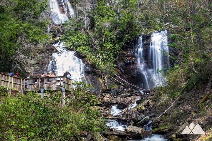 Helen Hike: Wine-and-Dine Private Tour from Atlanta to Anna Ruby Falls photo 2