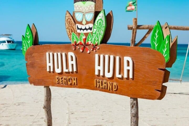Hula Hula Island Snorkeling Day Cruise from Hurghada