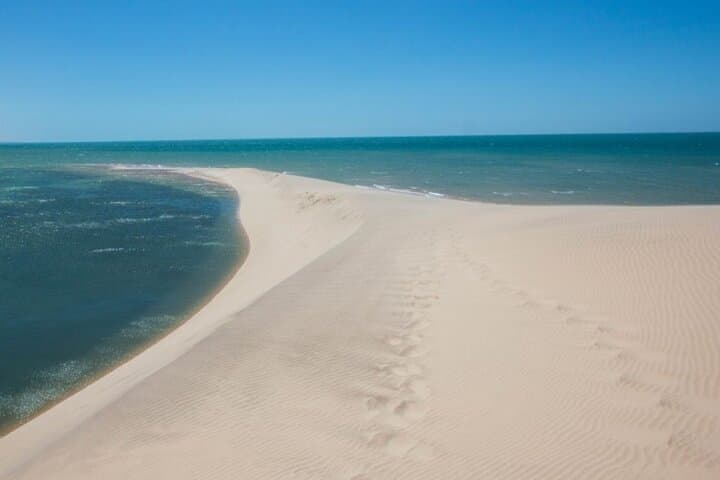 White Dune Dakhla: Dragon Island, Asmaa Hot Spring & Coastal Dune Tour
