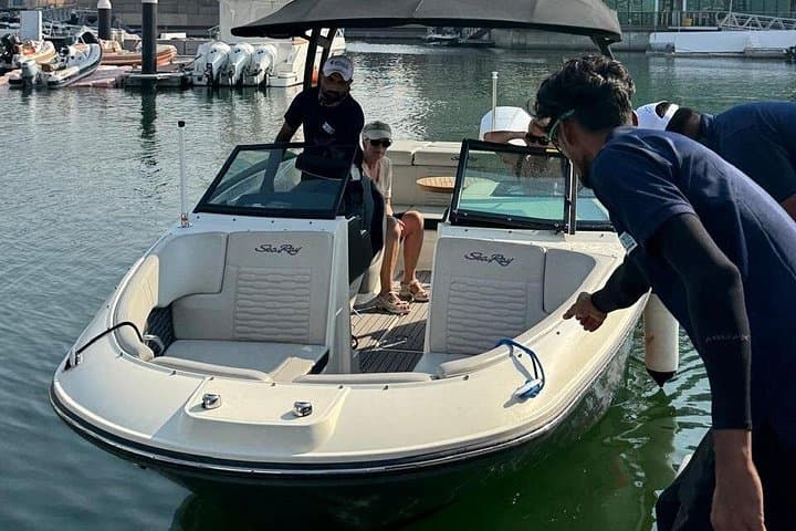 Abu Dhabi Private Sea Ray Boat Tour & Island Escape from Yas Marina photo 4