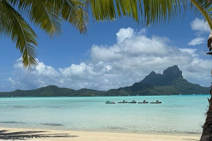 Bora Bora Full-Day Water Combo: Snorkel, Jet Ski & Motu Lunch photo 4