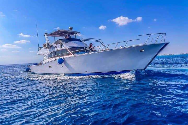Private Hurghada Boat Charter to Giftun Islands — Snorkel, Dolphins & Hidden Reefs photo 2