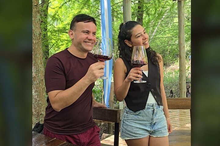 Hidden Tigre Island Grill & Wine Experience - Local Asado on the Delta photo 4