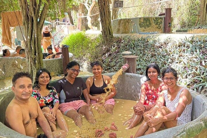 Nha Trang Three Islands Tour: Hon Mieu & Hon Tam Mud Bath Day Trip photo 6