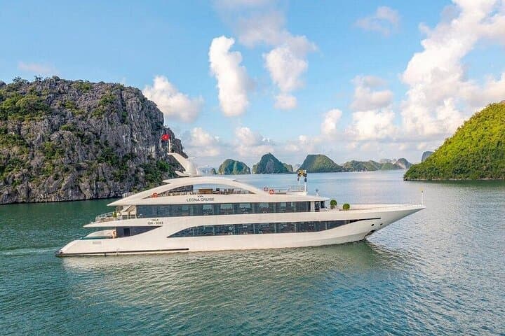 Ultimate Ha Long Bay Luxury Day Cruise from Hanoi — Sung Sot, Titov & Kayaking photo 2