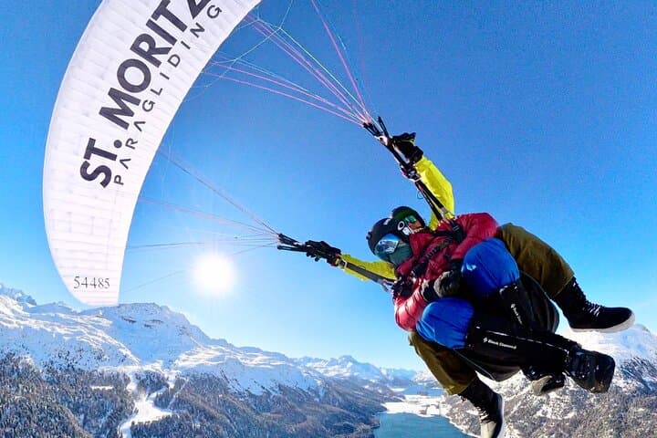 Paraglide Over St. Moritz: A 15–20 Minute Flight Above the Engadine