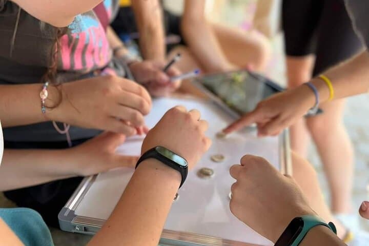 Acropolis Treasure Hunt — Interactive Guided Puzzle Tour in Athens