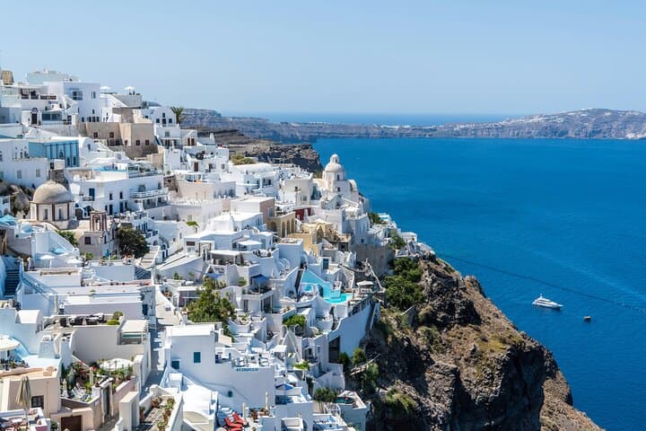 Santorini in Four Hours: Private Shore Excursion to Oia, Caldera & Red Beach photo 6