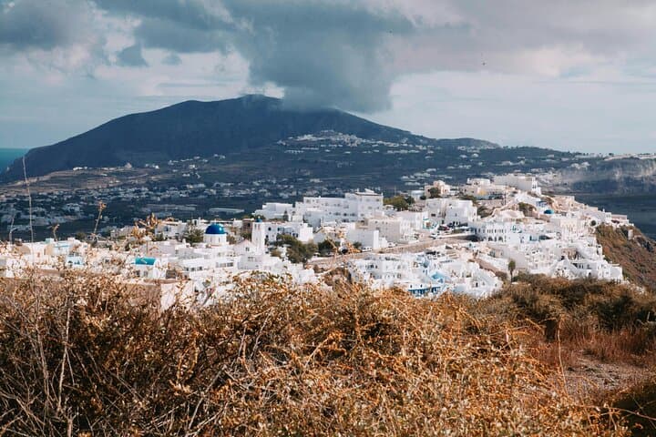 Santorini in Four Hours: Private Shore Excursion to Oia, Caldera & Red Beach photo 2