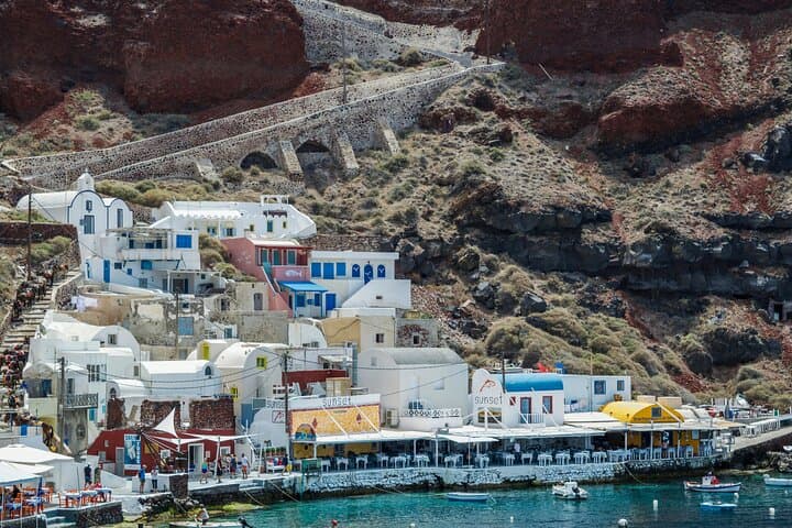 Santorini in Four Hours: Private Shore Excursion to Oia, Caldera & Red Beach