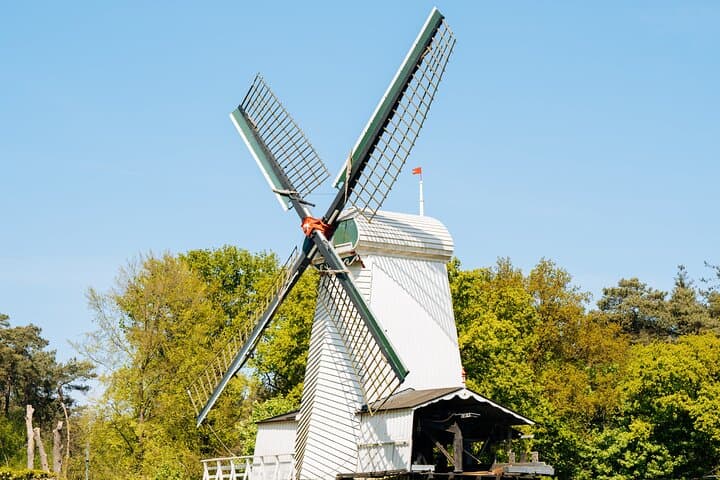 Arnhem Open Air & War Museum Day Trip from Amsterdam — Openluchtmuseum and Airborne History photo 4