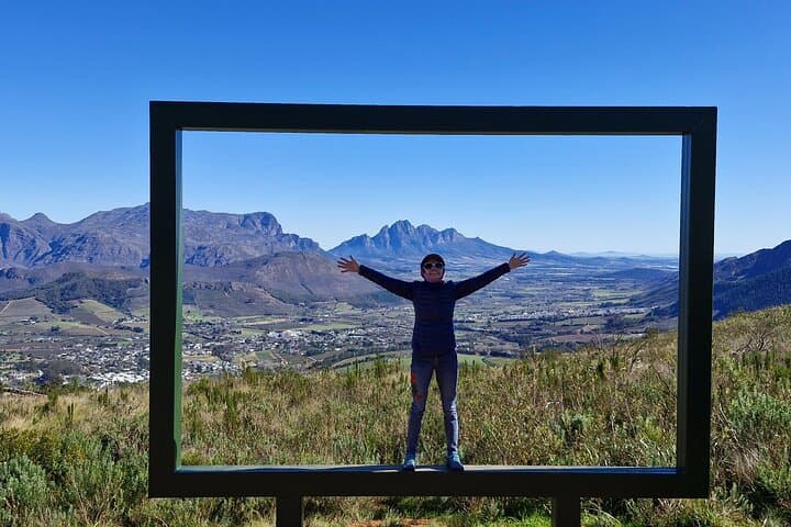 Private Cape Winelands Wine Tour: Franschhoek to Stellenbosch Tastings photo 1