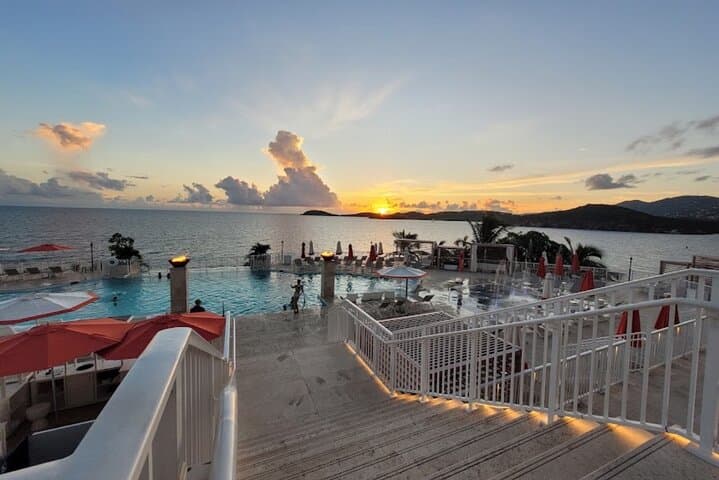 Seamless Black Car Airport Transfer in St. Thomas (Cyril E. King Airport) photo 3