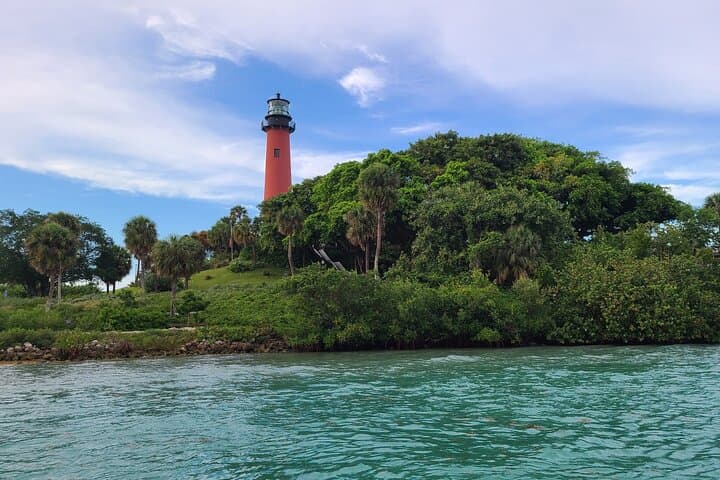 Jupiter Intracoastal 2-Hour Private Sightseeing Cruise: Lighthouse, Mangroves & Wildlife photo 3