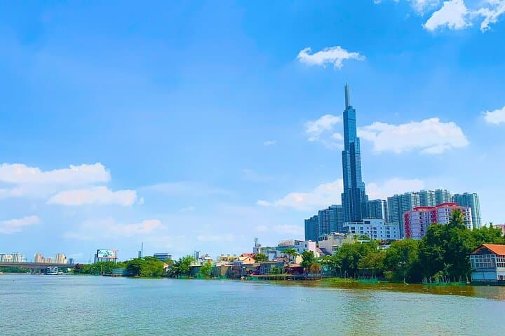 Saigon City Walking Tour: Notre-Dame, Riverside & Landmark 81 at Dusk photo 3