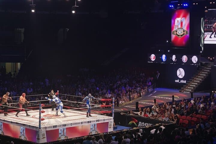 Lucha Libre in Mexico City: Arena México Evening with Taco Dinner photo 2