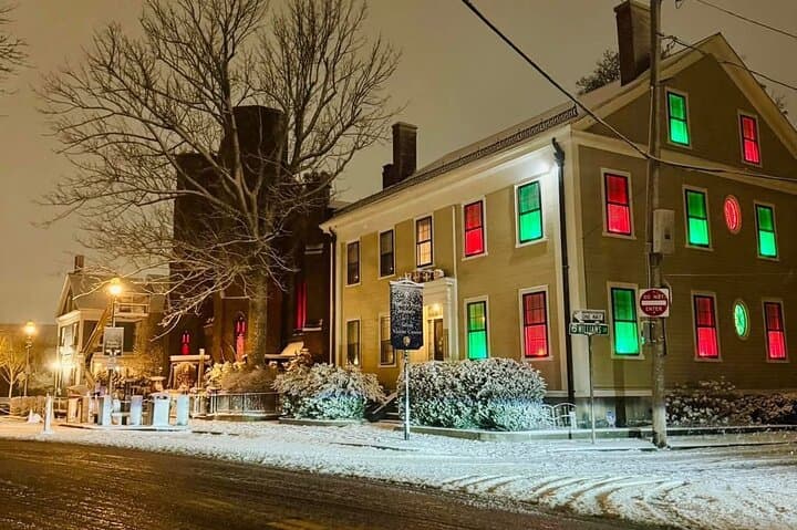 Ghosts of Christmas Past: Haunted Holiday Stroll in Salem photo 5