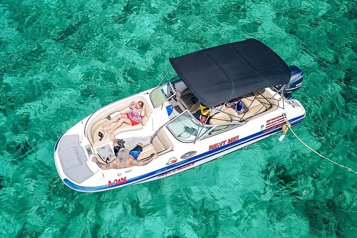 Private Aruba Boat Tour Snorkeling — Best Reefs, Beaches & Mangroves photo 2