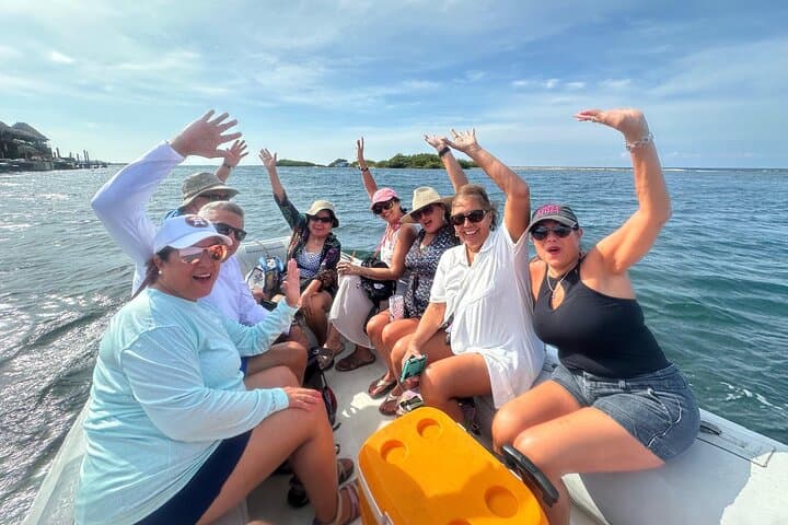 Sea Glass Island Tour By Boat — Aruba's Sea Glass & Calm Waters photo 2