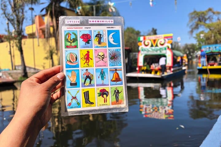 Xochimilco Canal Boat Tour: 150-Minute All-Inclusive Trajinera Experience in Mexico City photo 3