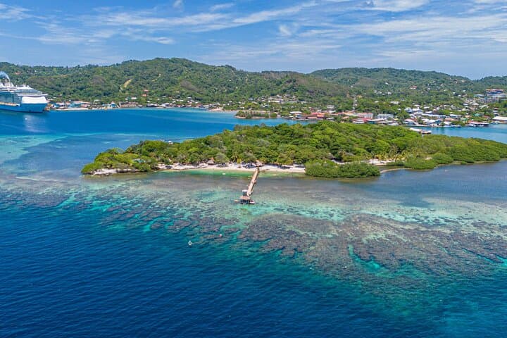 Maya Key Day Pass: Private Island Snorkeling and Mangrove Trails on Roatán photo 6