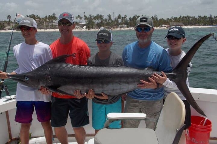 Punta Cana Deep-Sea Pro Fishing Adventure — Mahi, Tuna & Sailfish Charter photo 4