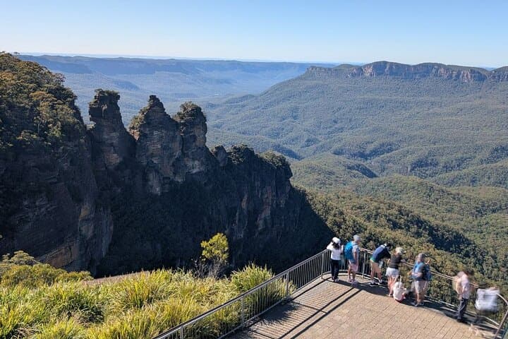 Blue Mountains Small-Group Day Tour: Featherdale, Wentworth Falls & Three Sisters photo 4