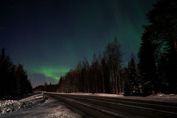 Private Northern Lights Hunt from Rovaniemi — Kota Hut, Campfire & Hotel Transfers photo 3