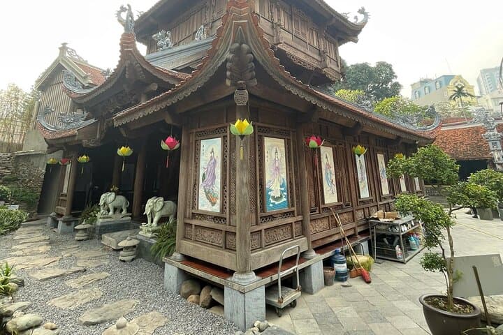 Offbeat Hanoi: Jeep Ride Through Old Quarter Alleys & Walking Tour photo 4