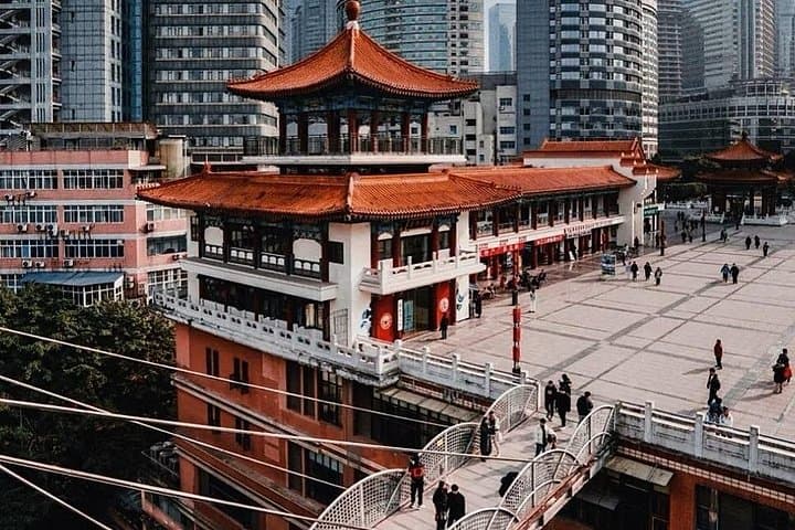 Chongqing All-Inclusive Night Tour: Magic City Lights & Yangtze Cruise photo 3