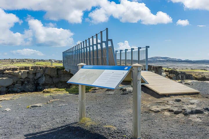 Watch the 2026 Total Solar Eclipse from Iceland’s Reykjanes Peninsula photo 2