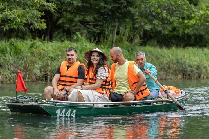 Hoa Lu, Trang An & Mua Caves Day Trip from Hanoi — Boat Ride, Ancient Capital & Panoramic View