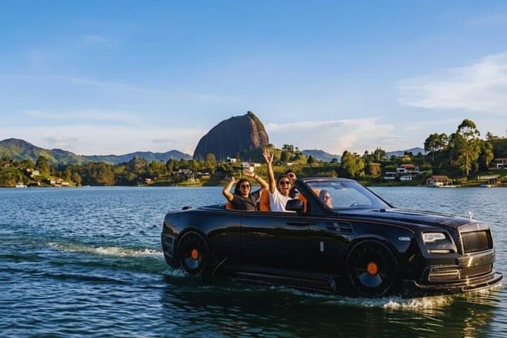 Guatapé JetCar Tour: 1-Hour High-Speed Reservoir Experience with Peñol View photo 2