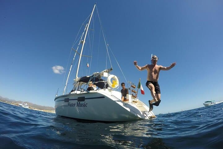Cabo Private Sail and Snorkel: El Arco, Pelican Rock & Open Bar photo 3