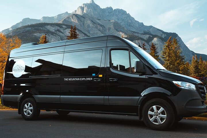 Luxury Private Tour to Moraine Lake & Lake Louise from Canmore or Banff — Day Trip with Canoe and Rockpile Views photo 4