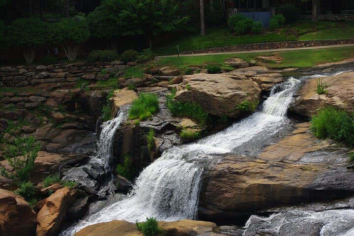 Explore Greenville's Swamp Rabbit: 2-Hour BYOB City Cycling Tour photo 2