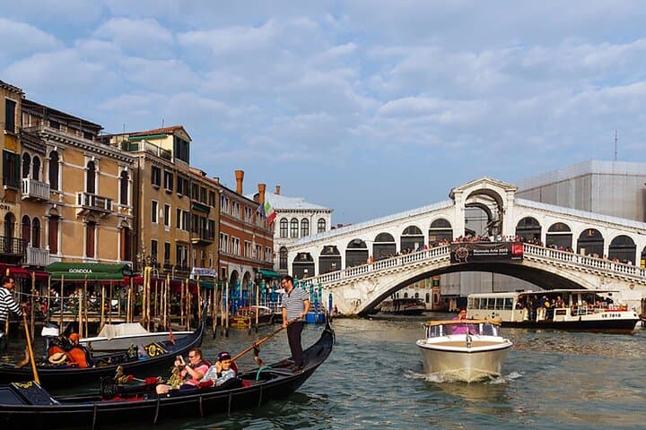 Welcome to Venice: St. Mark's Basilica Tour & Gondola Ride photo 3