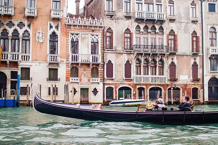 Welcome to Venice: St. Mark's Basilica Tour & Gondola Ride photo 6