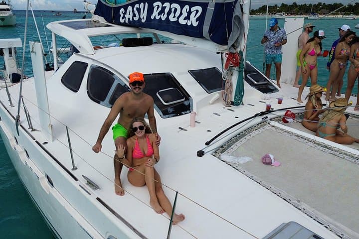 Catamaran Sunset and Snorkel off Isla Mujeres — 4‑Hour Caribbean Cruise photo 2