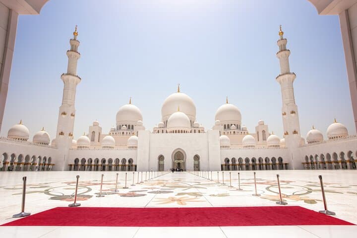 Abu Dhabi Day Tour from Dubai: Sheikh Zayed, Emirates Palace & Corniche photo 3