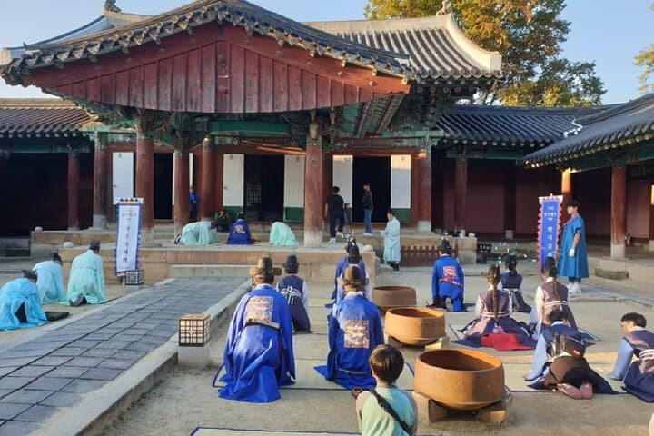 Jeonju Hanok Village Private Day Trip from Seoul — Food, Culture & Hanok Life