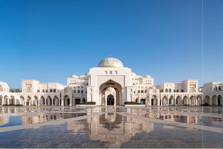 Private Abu Dhabi City Tour from Dubai: Sheikh Zayed, Qasr Al Watan & Louvre photo 1