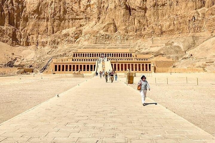 2-Day Private Luxor Tour: Valley of the Kings, Karnak & Luxor Temple photo 2