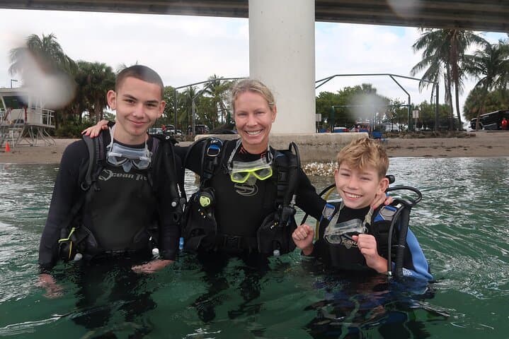 Private Scuba Lessons and Professional Underwater Photos in West Palm Beach