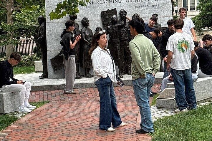 Richmond Puzzling Adventure Scavenger Hunt: Urban Walking Tour Through History photo 5