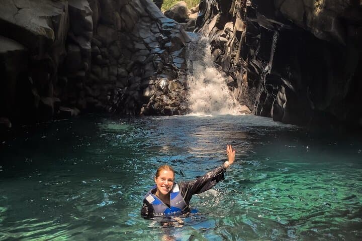 Macho de Monte Canyoning: Boquete Waterfall Abseils & Natural Slides photo 5